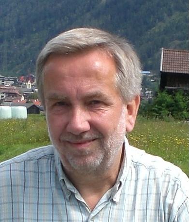 Brett 4: Dr. Stephan Busemann (7) Brett 5: Dr. Hans-Dieter Wunderlich (9)